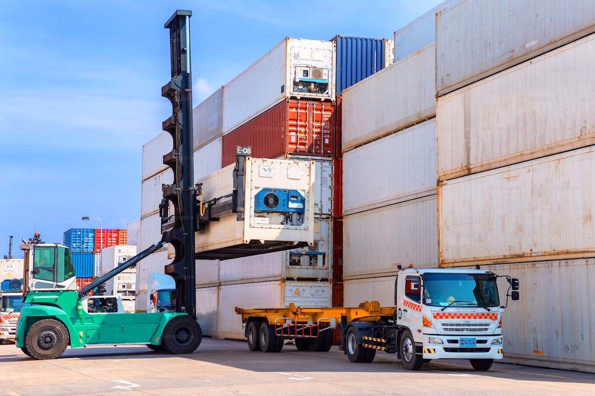 Premium photo 1661879188208 21ffbe983feb