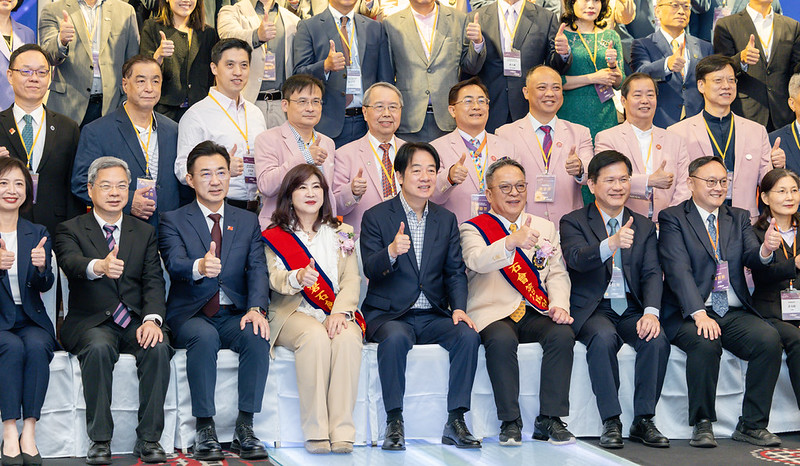 Ed0739dc 6237 4126 9286 e06beb55a370